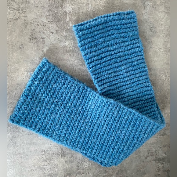 KNIT scarf - Picture 3 of 3